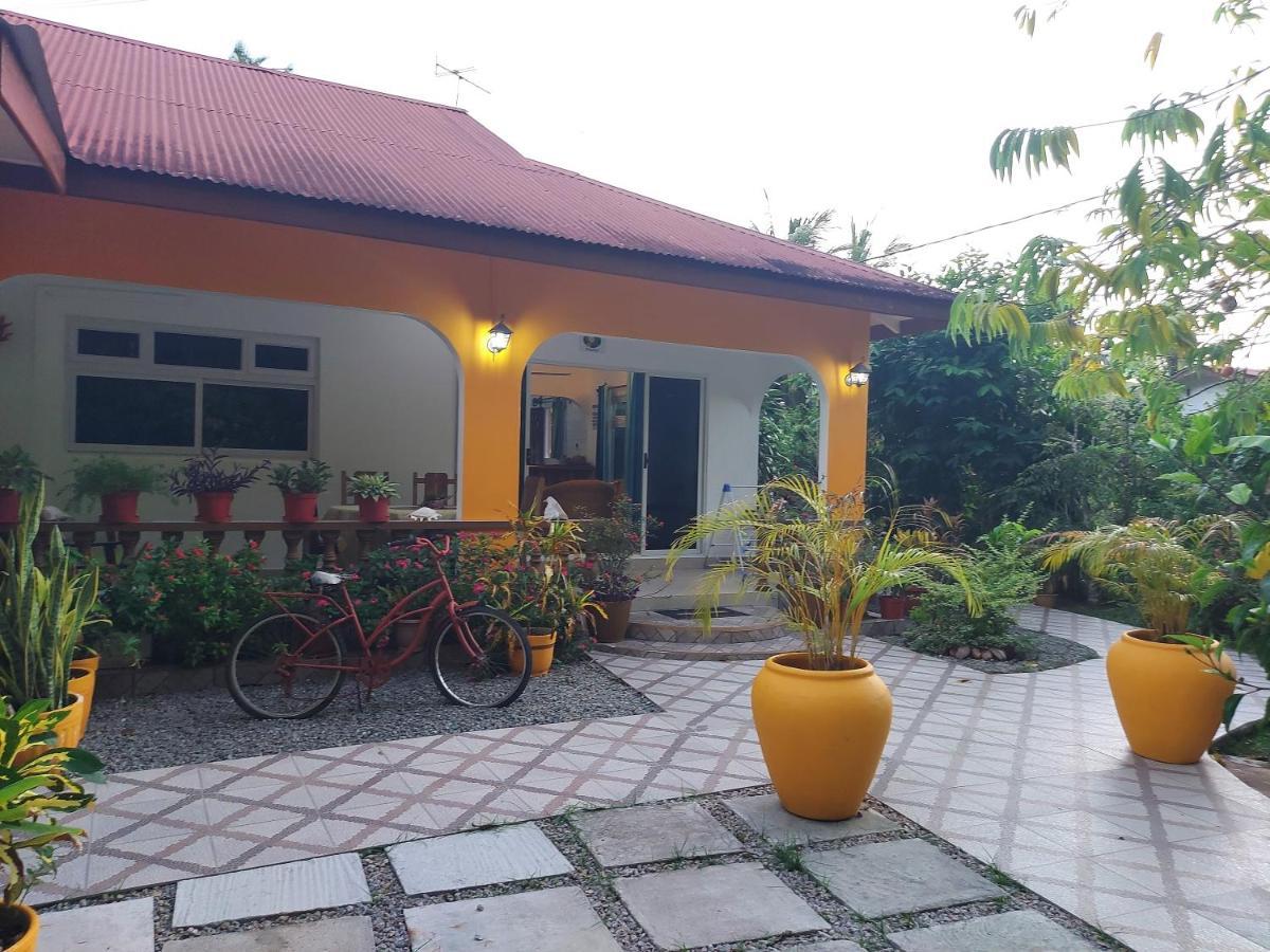 Chez Mera Self Catering Insel Insel La Digue Exterior foto